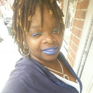 Meet your Posher, Donisha l